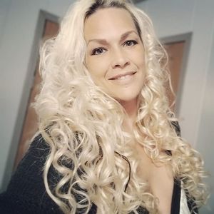 Meet your Posher, Amie